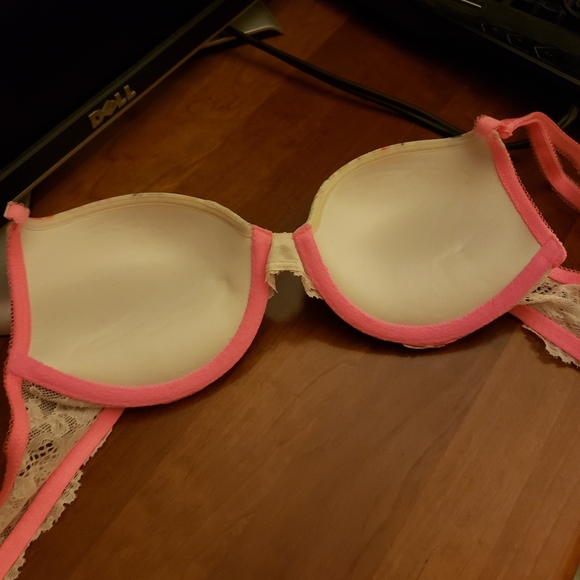 Victoria Secret Dream Angels Bra - Picture 4 of 4